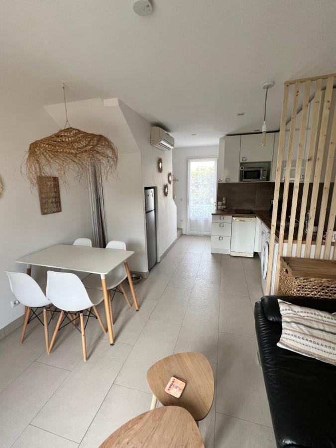 Duplex T3 Boulouris Pieds Dans L Eau Apartment Saint-Raphaël Екстериор снимка